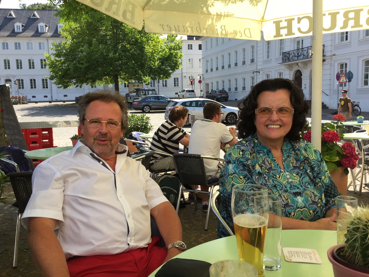 Treffen am Schlossplatz 24