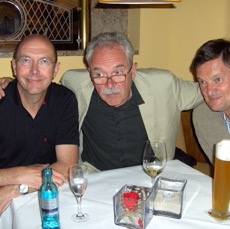 Raimund mit 2 Volkers.jpg